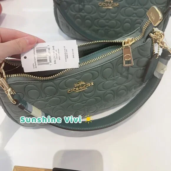 NWT Coach Teri Shoulder Bag In Signature Leather CY674